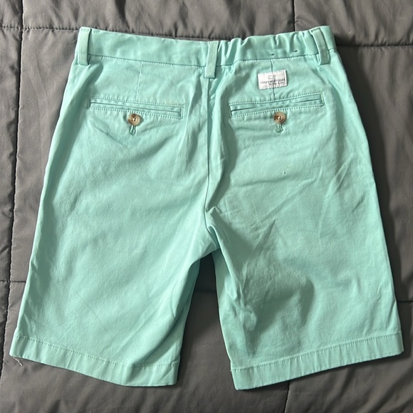 Vineyard Vines Boys’ Breaker Shorts; Island Paradise/12 - Picture 1 of 3
